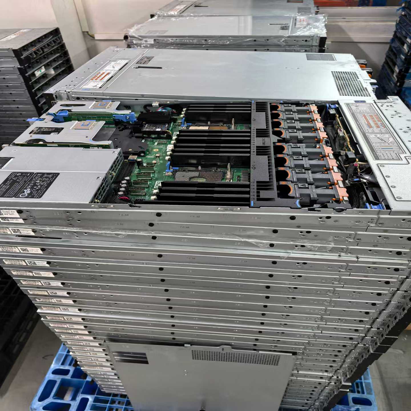 (重工机械)r6402.5寸8盘两颗4110cpu