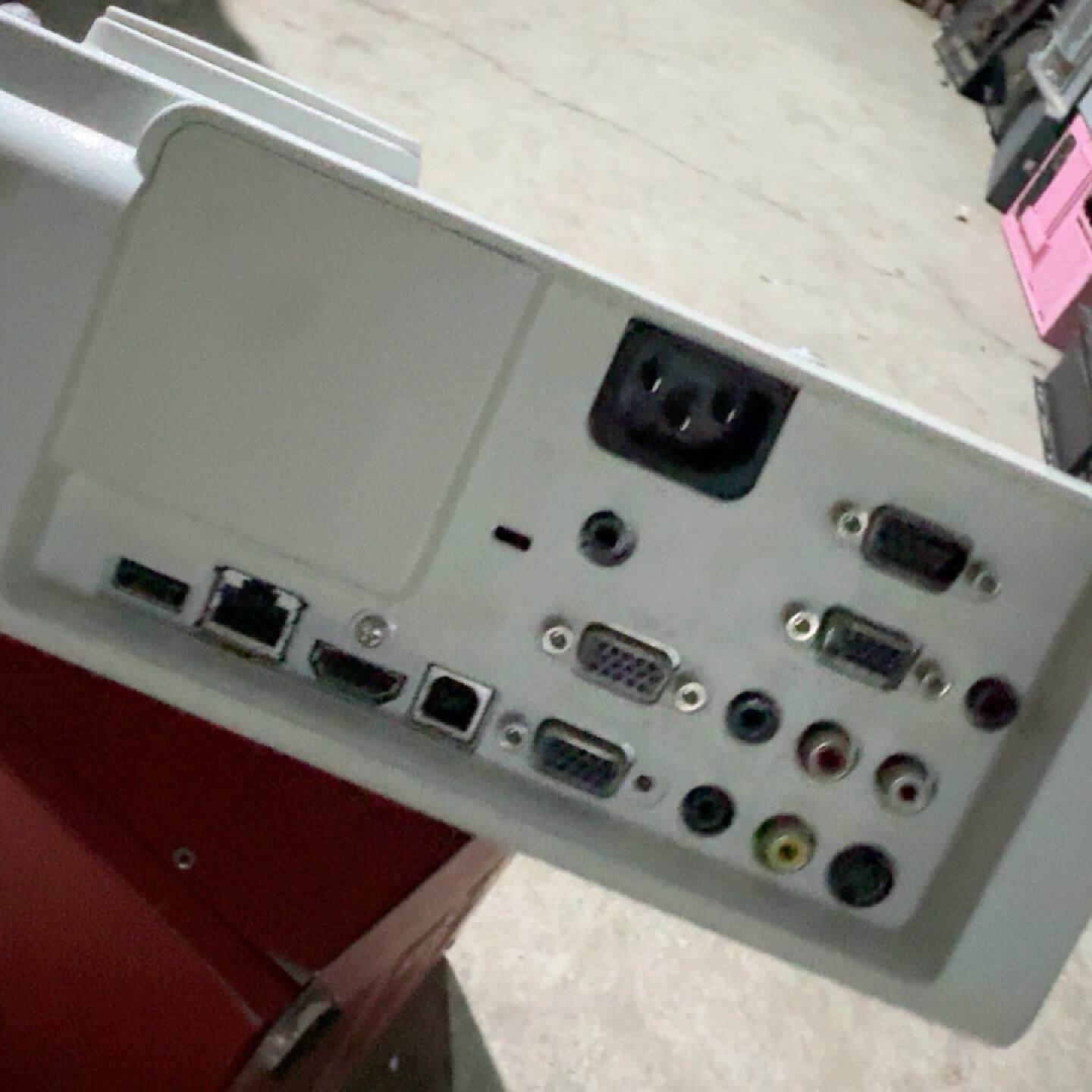 索尼 VPL-SX225 短焦投影仪。高清家用商务办公教育投--议价商品