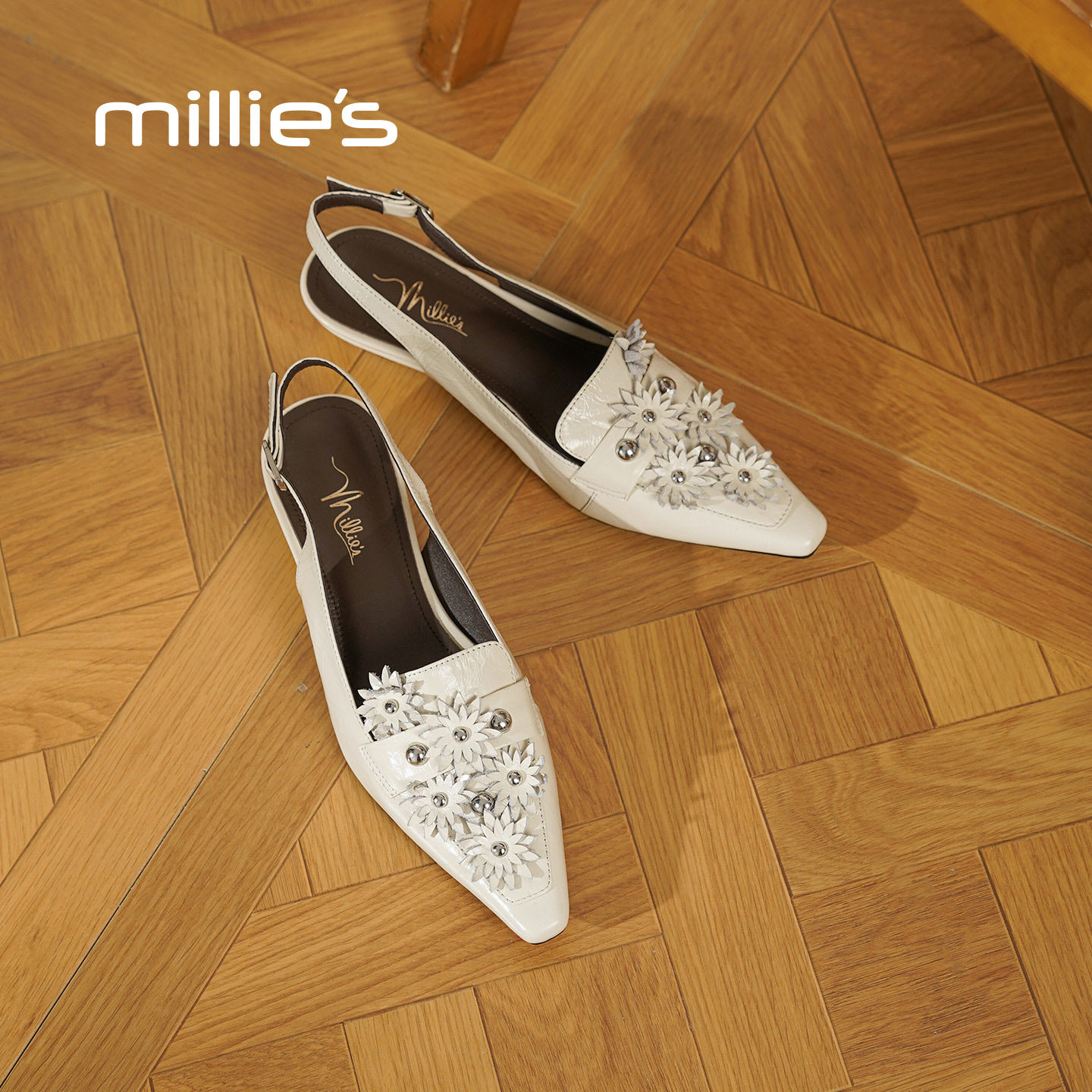 MILLIE'S/妙丽复古风花朵装饰尖头后空凉鞋女粗跟穆勒鞋气质单鞋