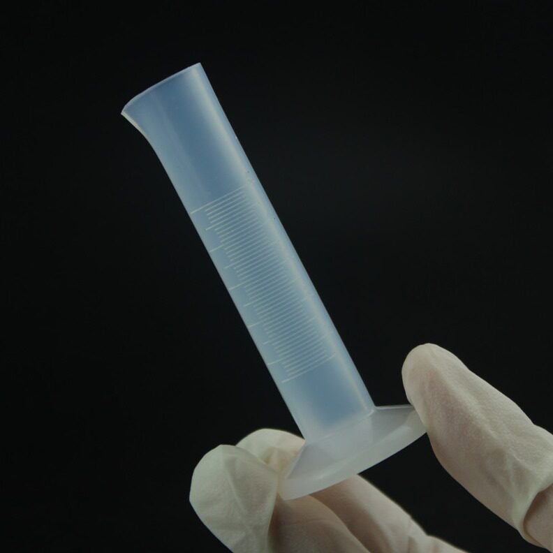 直销厂家直营pfa量筒250ml特氟龙量筒量杯透明聚四氟乙烯量筒带刻