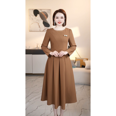 【撤柜清仓】W原创高端大码显瘦气质连衣裙送胸针 8825