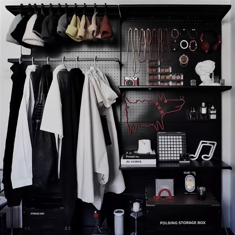 洞洞板置物架墙上挂墙收纳展示架子金属书桌墙面隔板壁挂式