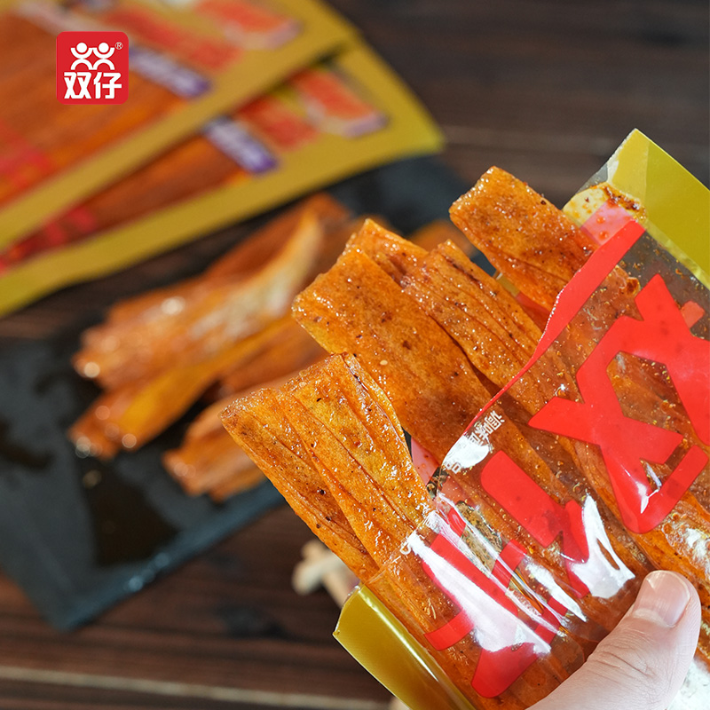双仔素牛筋素板筋辣条麻辣零食大包装辣条湖南特产网红休闲辣条