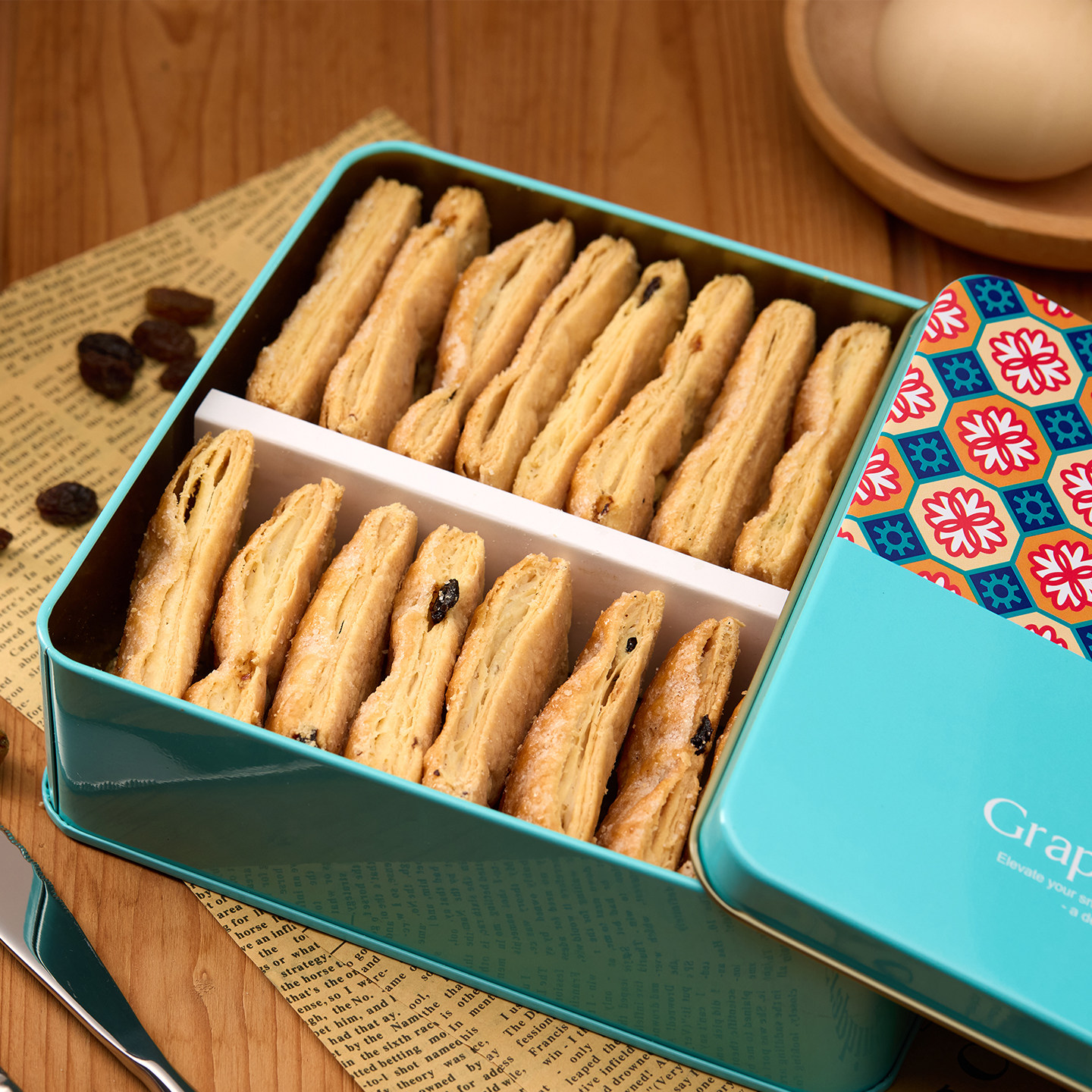 原装进口葡萄千层酥台湾原装进口饼干休闲零食办公室下午点心礼物