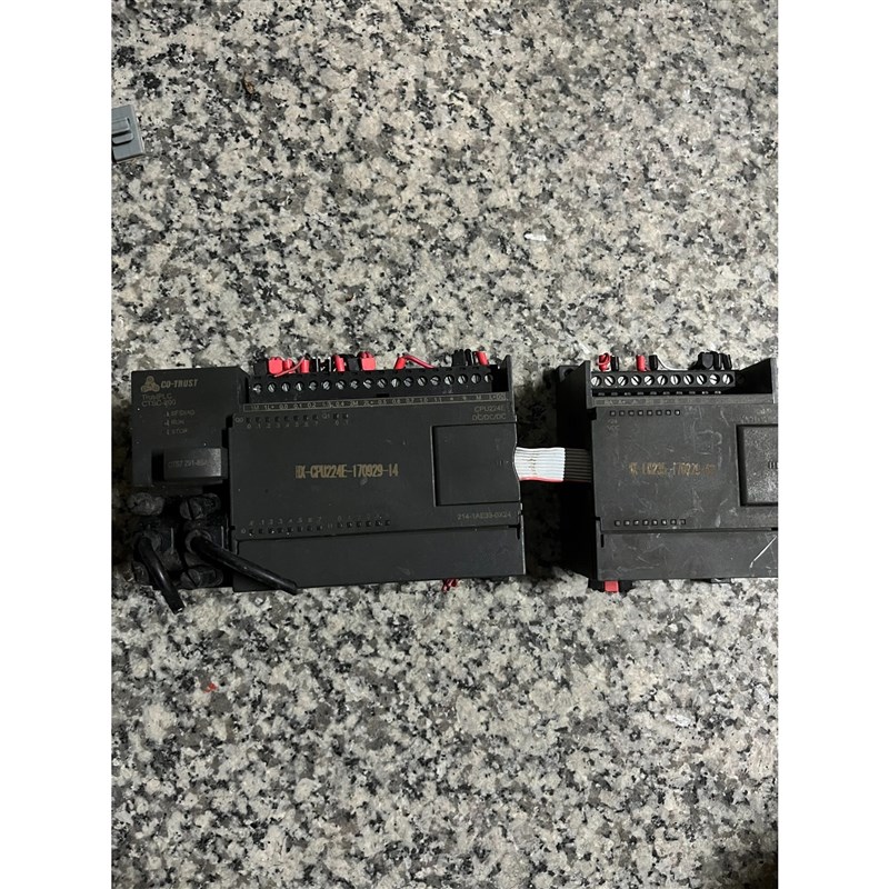 合信PLC 214-1AE33-0X24一只,235-0KD