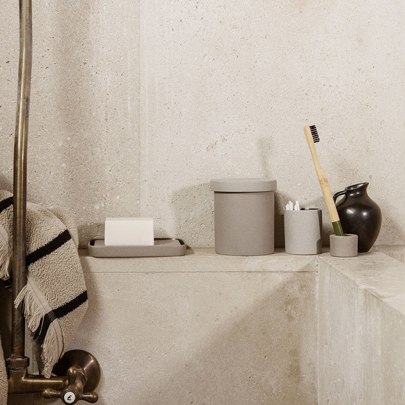 丹麦Ferm Living侘寂风浴室台面收纳盒化妆室置物托盘皁托牙刷架