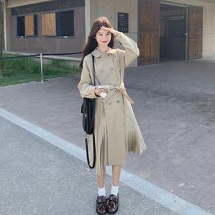 卡其色娃娃领风衣外套女秋季 小个子休闲减龄百褶设计大衣 2025新款