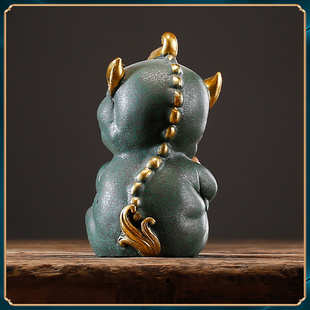 青砂石貔貅持宝抱球 国潮摆件逗兽记 鱼缸造景桌面摆件装饰
