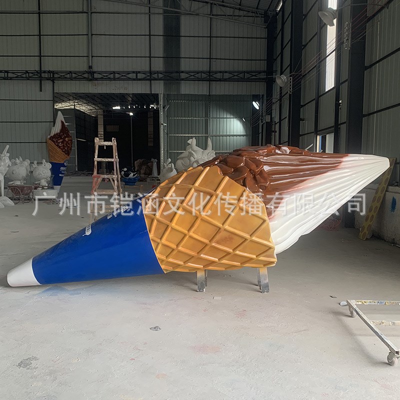 超大冰淇淋模型玻璃钢雕塑落地摆件网红拍照道具门头装饰立体雪糕