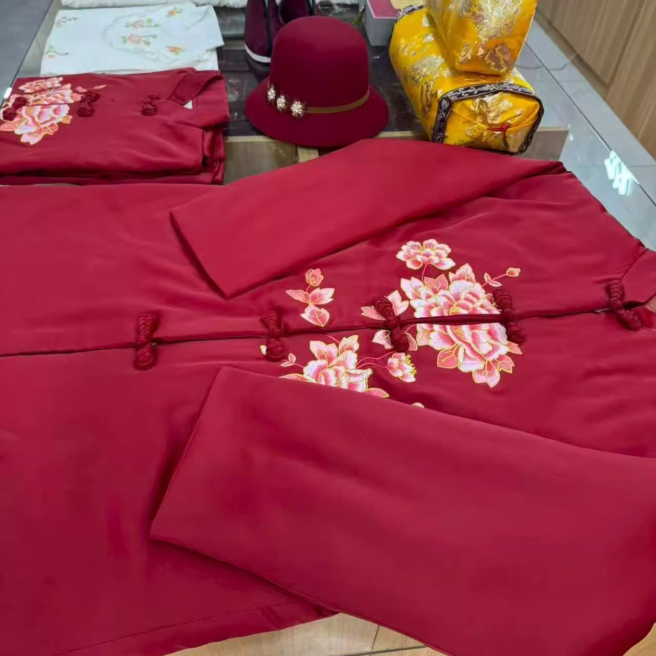 闰年增福高档女寿服真丝苏绣