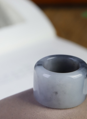 新疆和田玉青花扳指支持复检