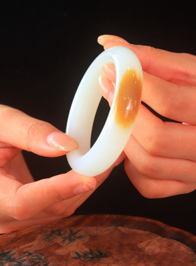 新疆和田糖白双色玉镯平安镯