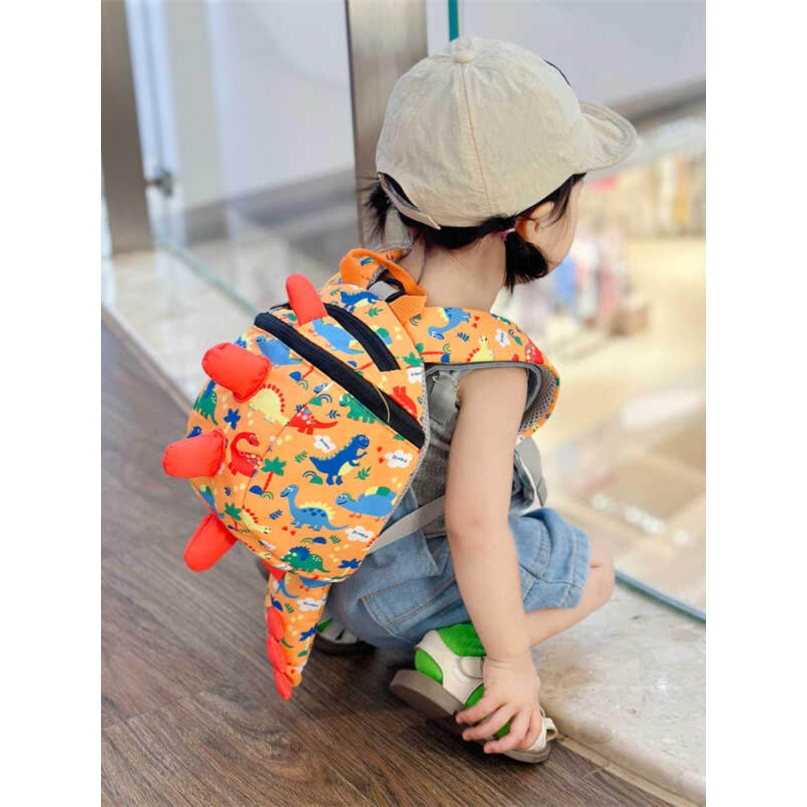 2025新款婴儿外出小背包可爱恐龙宝宝防走失双肩包幼儿园书包小班