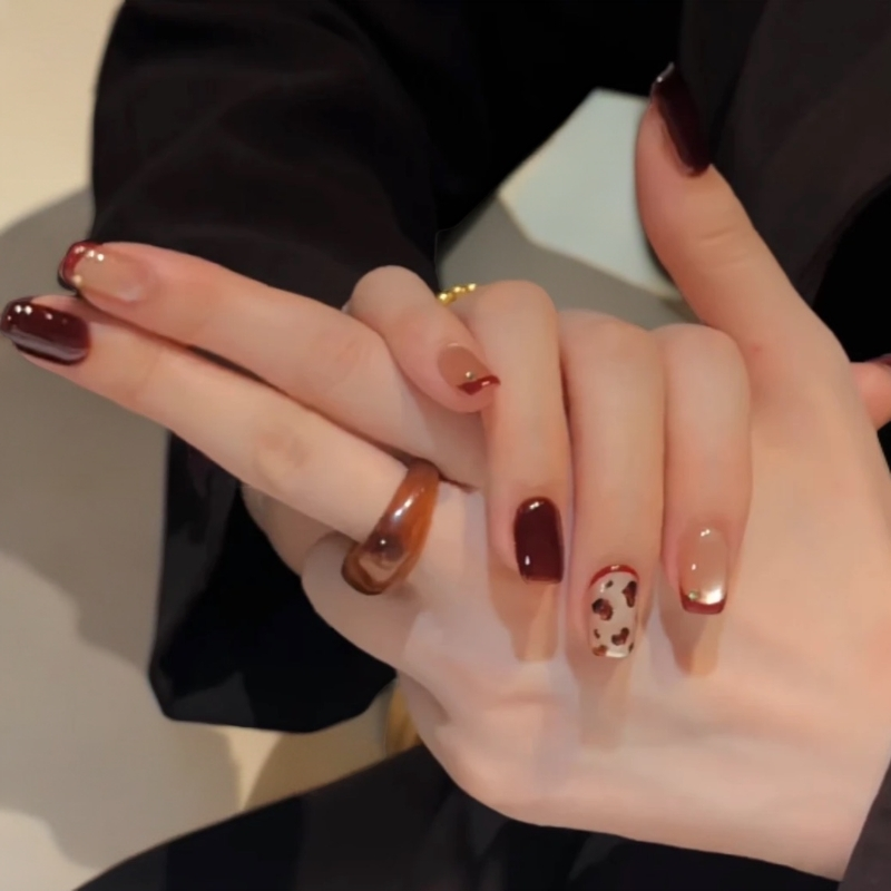 2025新款纯手工穿戴甲琥珀秋冬豹纹猫眼美甲高级日常轻奢气质显白