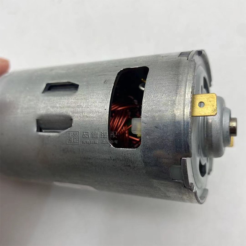 适用于凯迪拉克SRX尾门液压泵电机SRX后备箱油泵电机10-15款