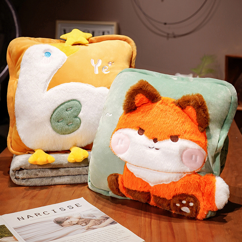 抱枕被子两用办公室午睡枕头车用睡觉车载珊瑚绒二合一毯子靠枕