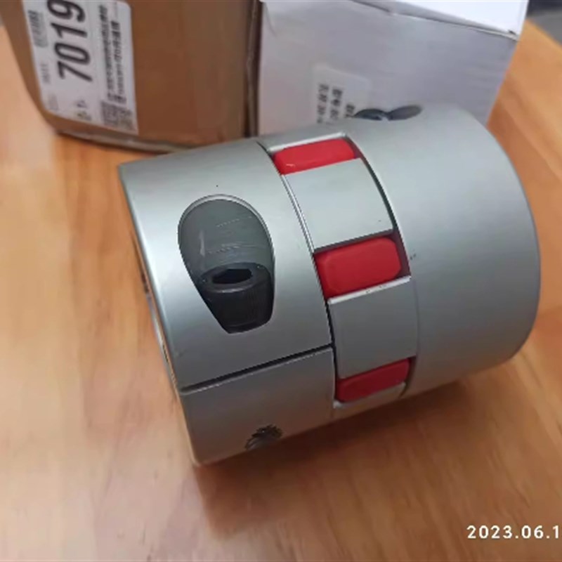 JAD6 JADC42 56 66 82 98-8-12-16-20-30-40-50-45联轴器JAK10/14