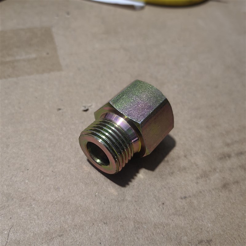 外丝美标UNF7/8组转内丝Zg1/2和M22*1.5铁材料接头外表镀锌0478