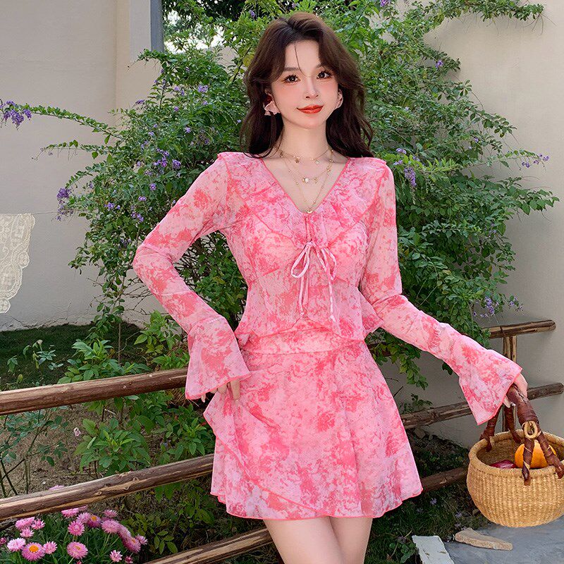 泳衣女款夏分体微胖女孩遮肉长袖罩衫海边度假三件套2024新款泳装