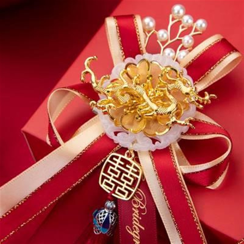 结婚胸花新郎新娘龙凤款一套父亲妈妈佩戴伴郎伴娘婚礼用胸针