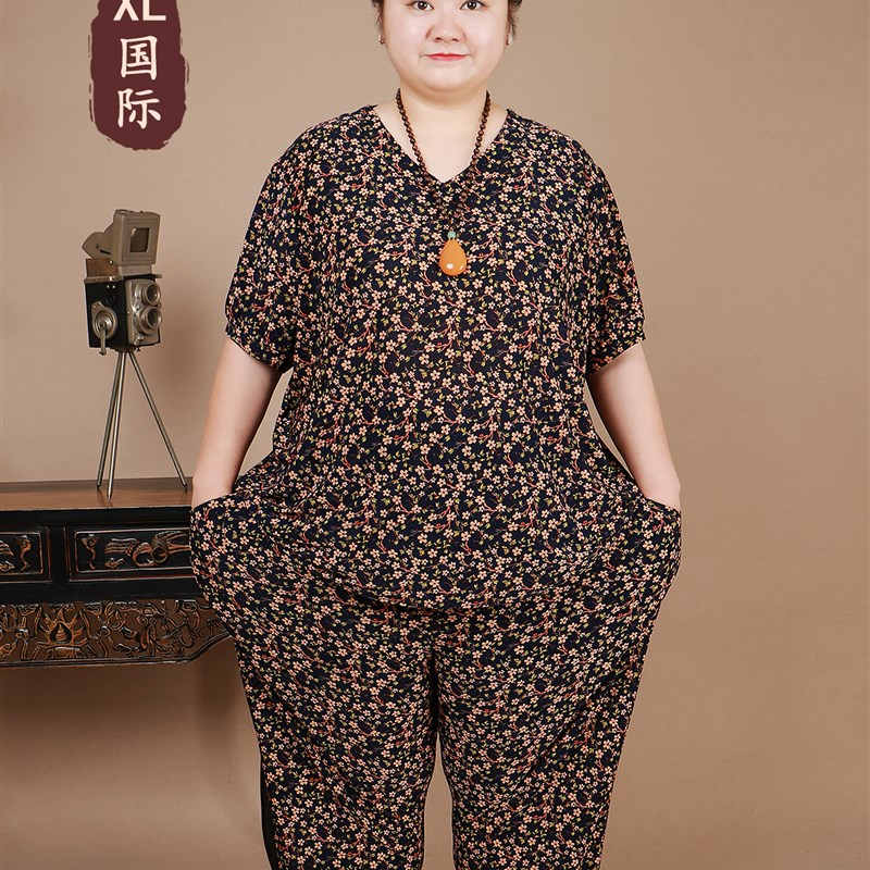 新款胖妈妈夏季套装冰麻中老年加大码夏装女老奶奶宽松弹力两件套