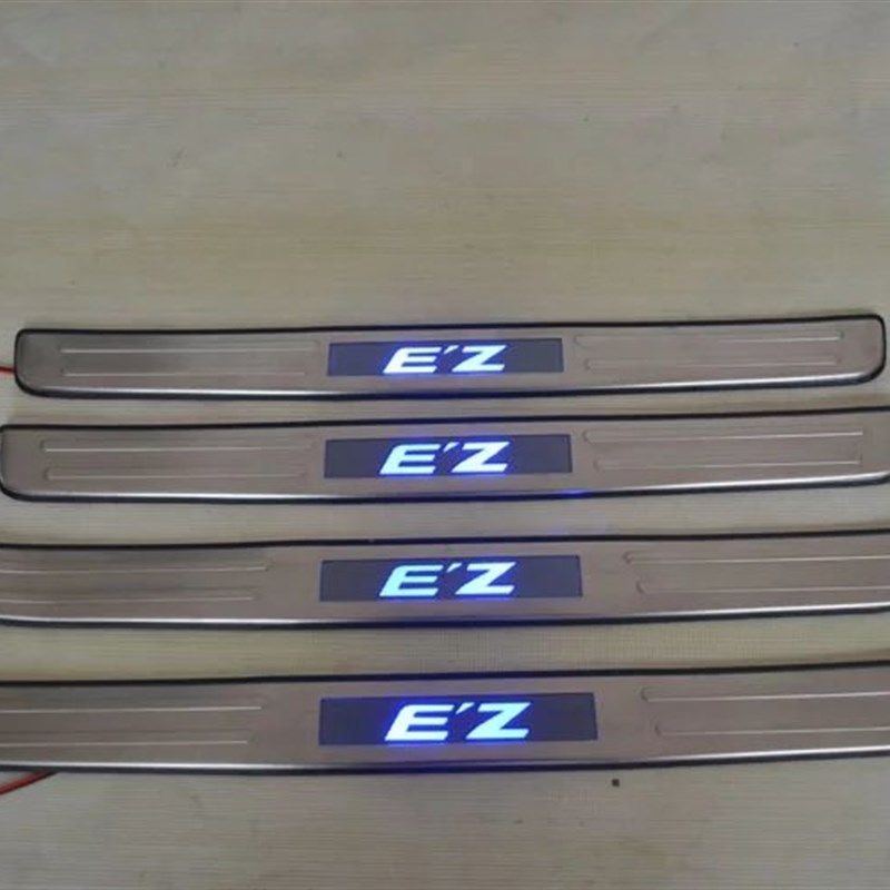 逸致带灯门槛条迎宾踏板 逸致改装门坎防护保护条 不锈钢 led 灯,汽车用品/电子/清洗/改装,车身/车窗饰条/门槛条,淘宝优惠券,粉丝福利购,淘宝优惠卷