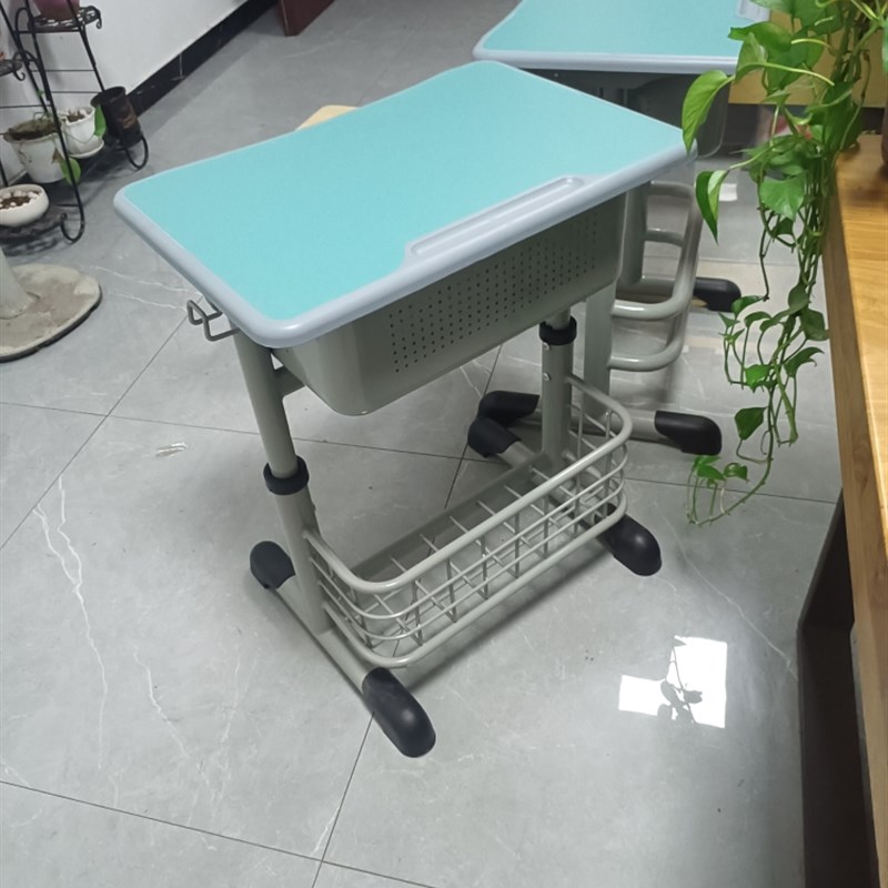 课桌椅中学生课桌椅小学生课桌椅中小学生课桌椅圆管课桌椅生产