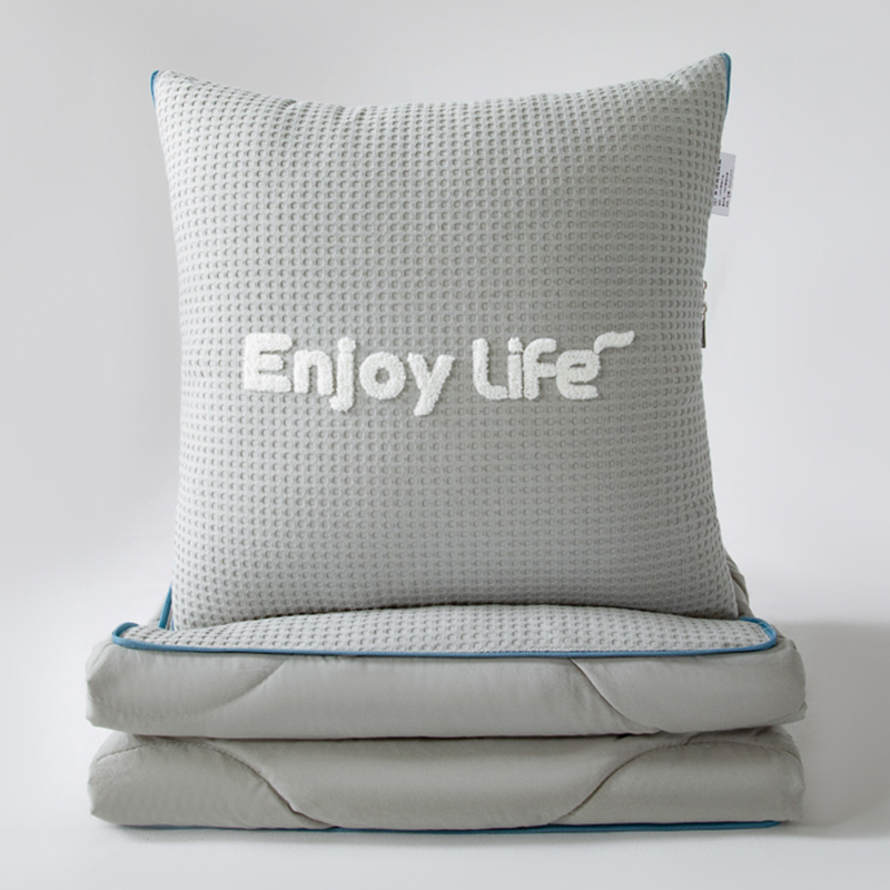 简约全棉抱枕被子两用车载车用靠垫办公室午睡毯子空调被