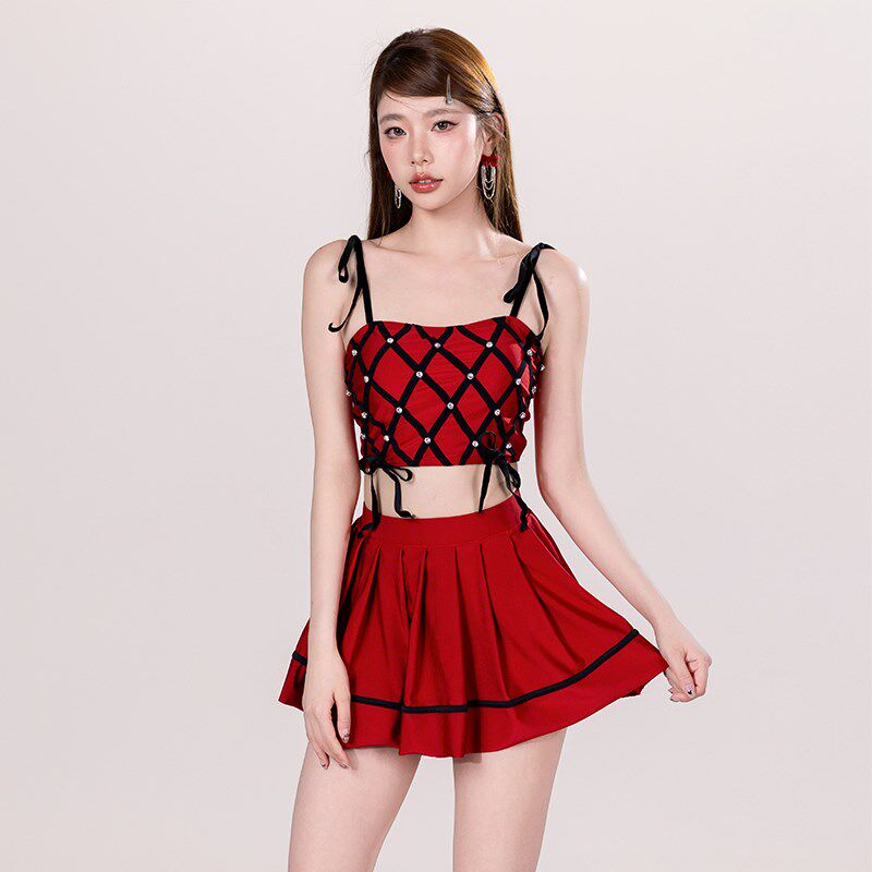 分体泳衣女2024新款保守遮肚显瘦海边度假高级感纯欲裙式平角泳装