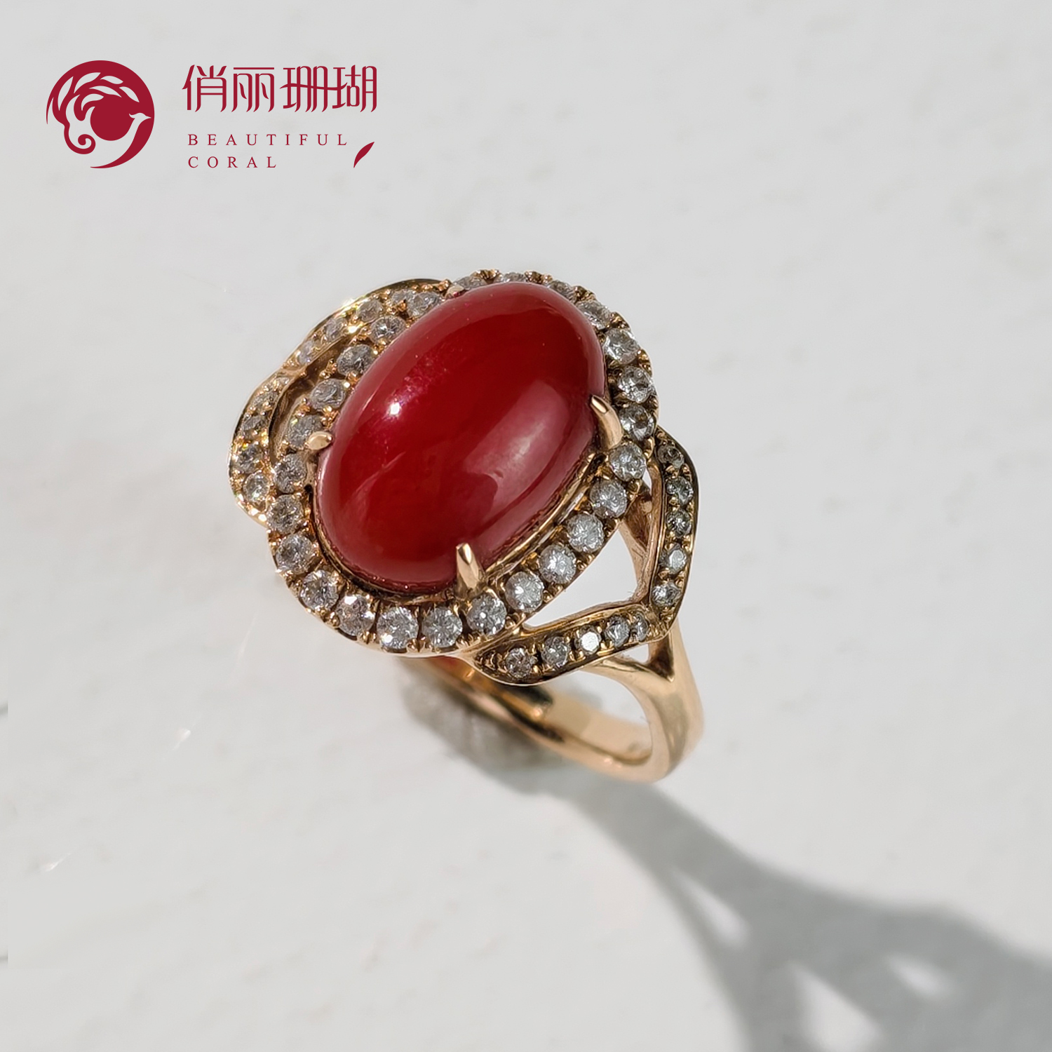 俏丽日本阿卡红珊瑚18K金戒指
