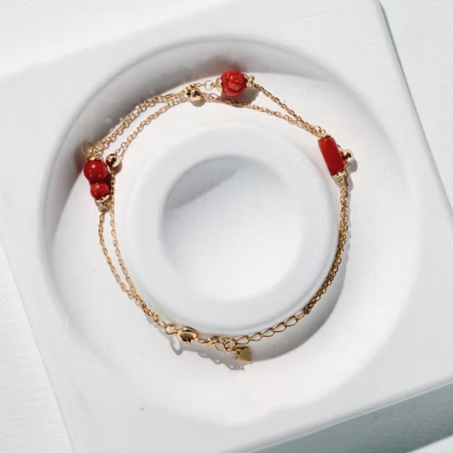 俏丽纯天然红珊瑚手链