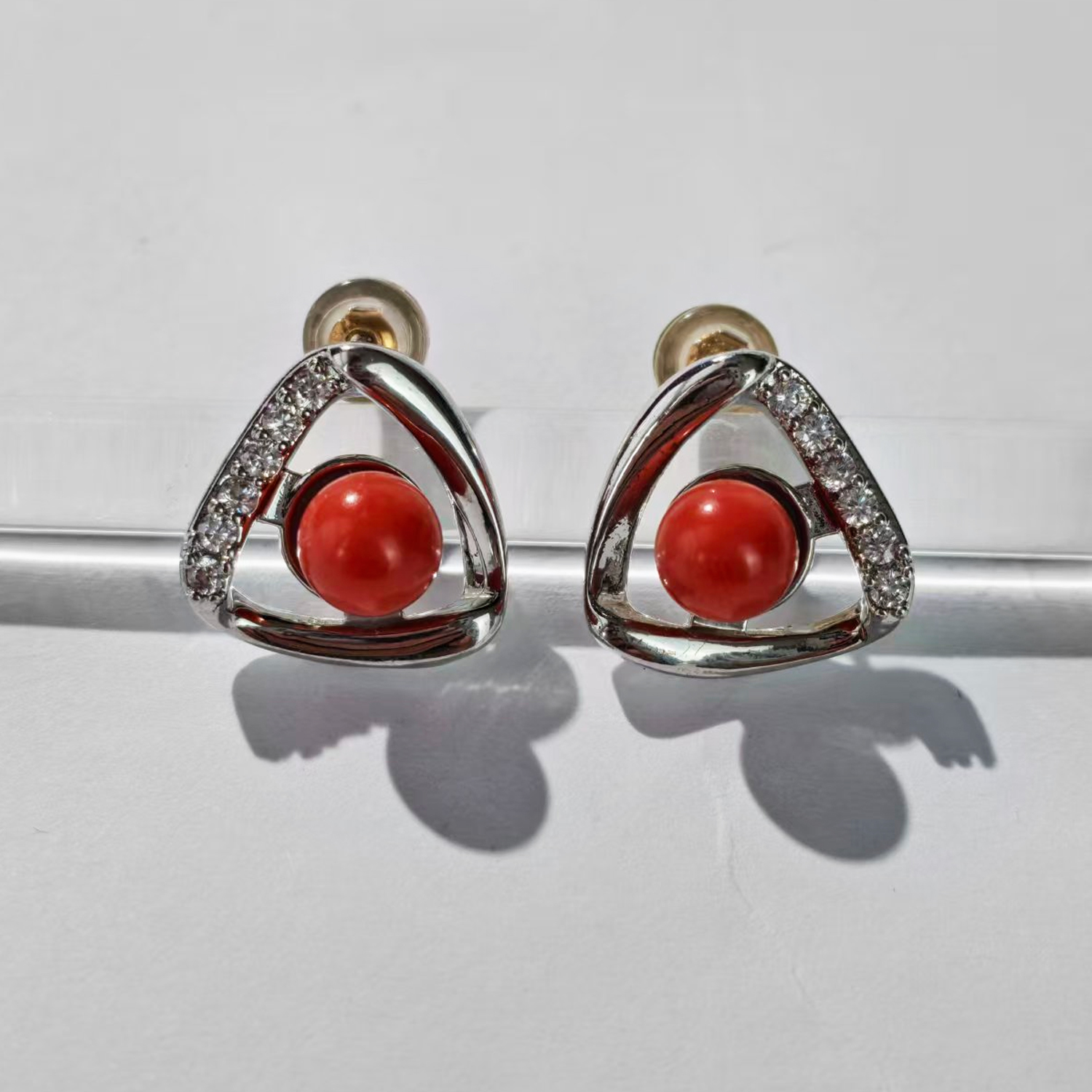 俏丽纯天然红珊瑚s923银耳饰