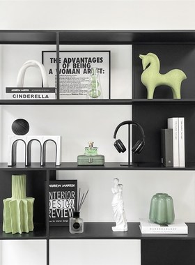 现代简约样板间书柜家居软装饰品首饰盒挂画陶瓷摆件组合ZH3637