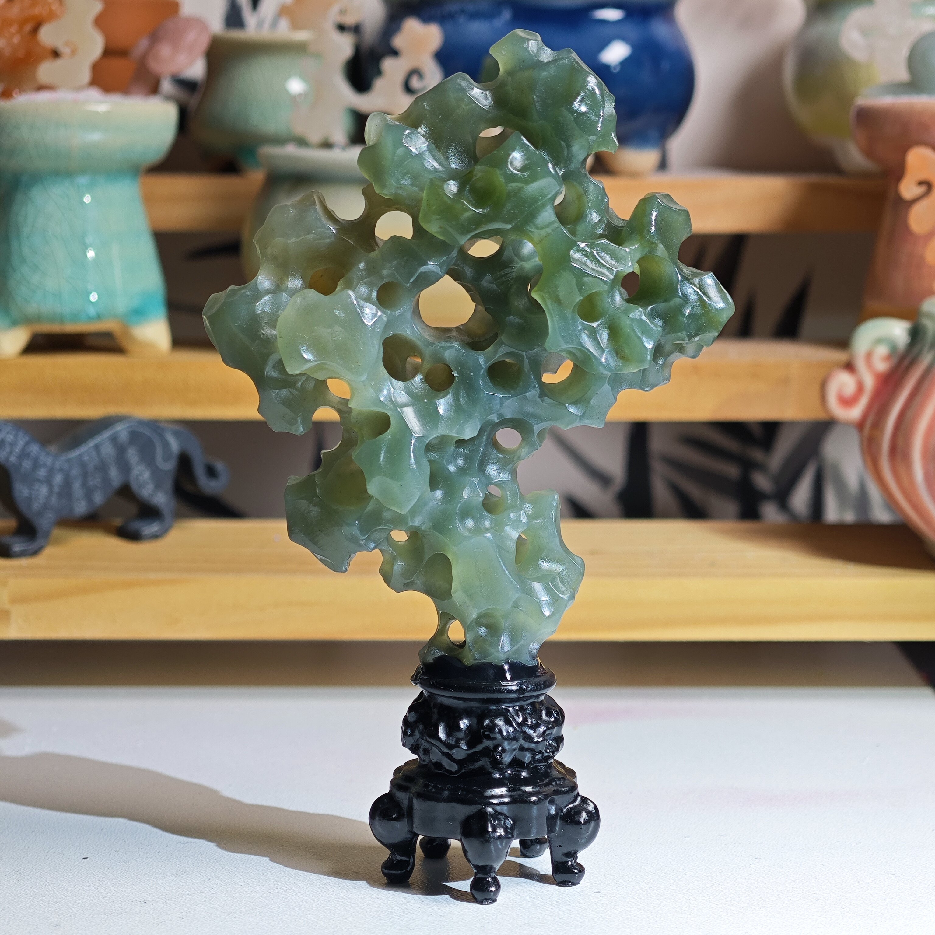 12.3x7.4x3.2cm，丹东绿太湖石摆件