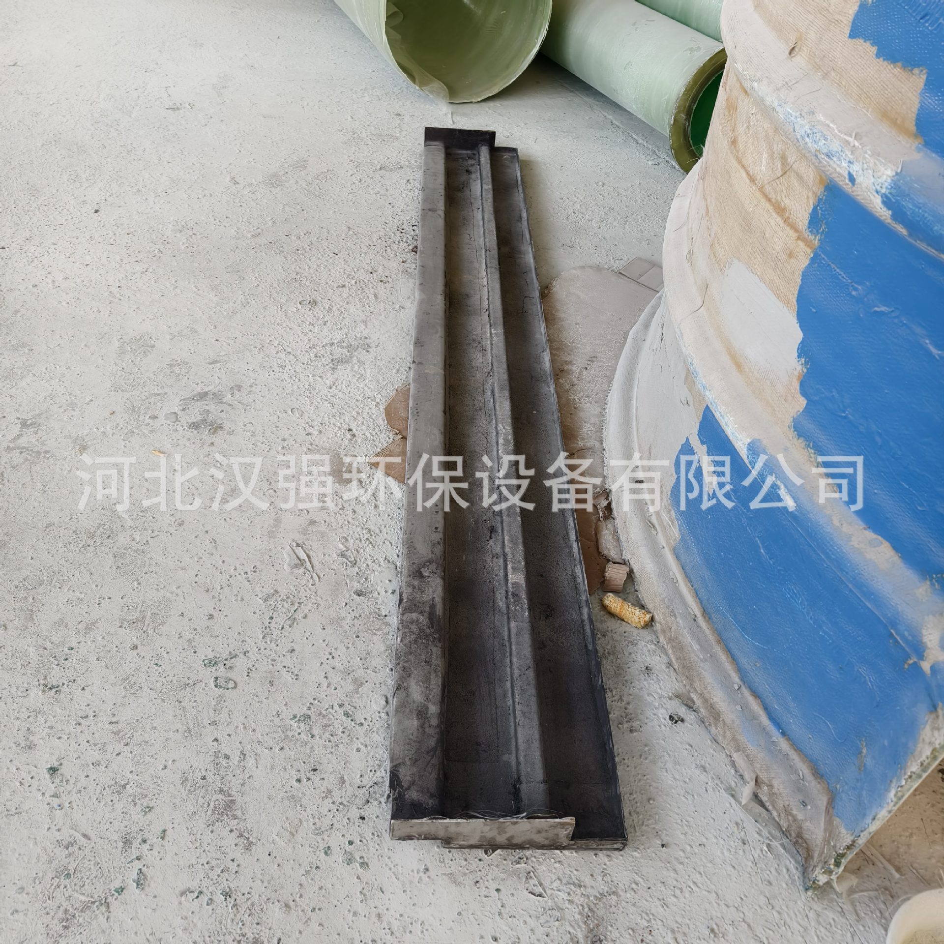 玻璃钢接料板矿区托辊接料板结实镶嵌加强骨架手糊工艺阻燃型树脂