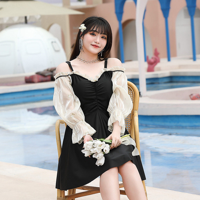 加肥特大码泳衣女胖mm200斤保守连体遮肚显瘦250防嗮长袖仙女300