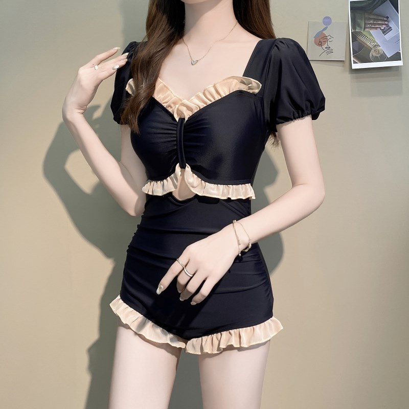 连体泳衣女夏2024新款爆款遮肉显瘦平角钢托保守T泡温泉高级感泳