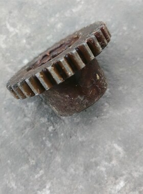 武汉汉口机床厂C6140/C6150HvK车床配件齿轮Z32齿/M2.5/8-40*7/L4