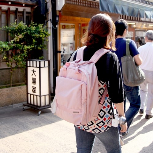 旅行包女大学生书包m大容量双肩背包简约多功能防水旅游出差电脑