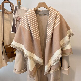空调房披肩女夏季外搭黑白条纹双面围巾办公室午睡保暖毛毯大方巾