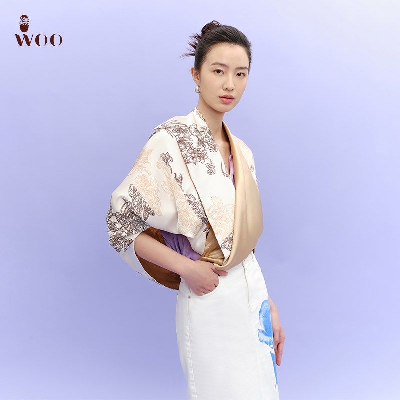 嫵WOO 【中式盘扣】印花面料小-青花卉影中式丝巾披肩围巾百搭