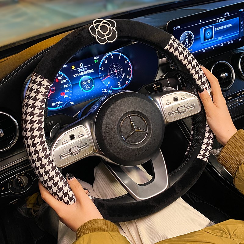 汽车方向盘套秋冬季n短毛绒高级网红女款保暖防滑车把套装饰保护