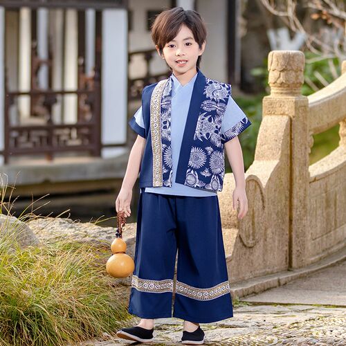 六一儿童壮族服饰少数民族夏季套装男女孩苗族幼儿园舞蹈表演服装