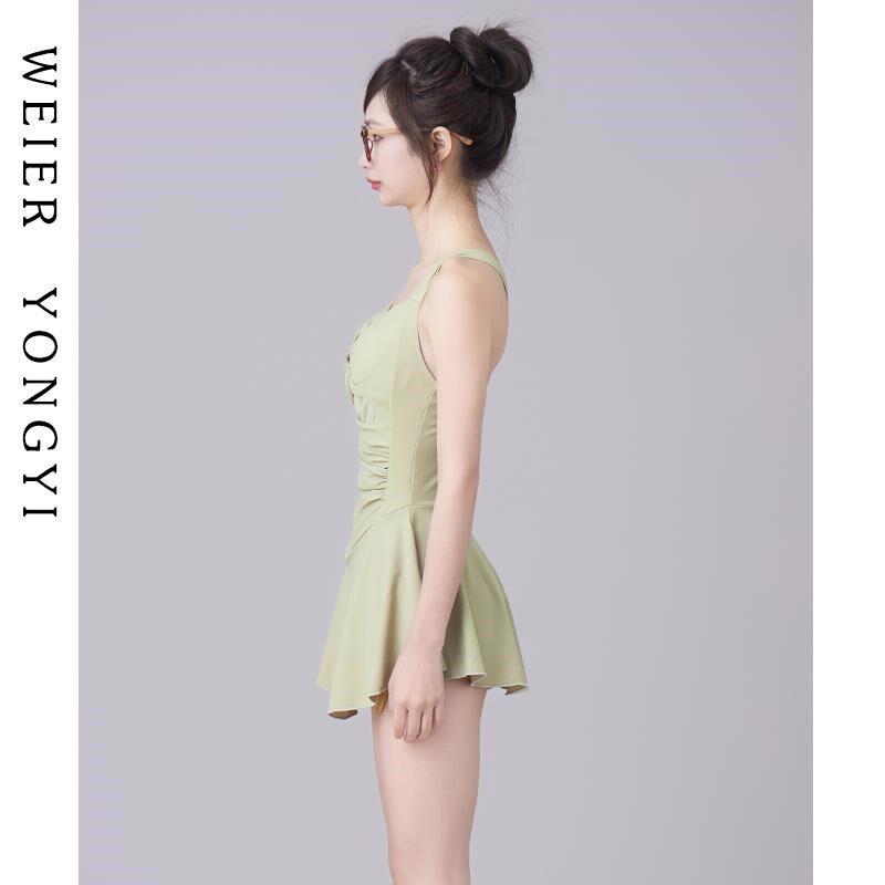 泳衣女款高级感连体裙式平角小胸聚拢保守遮肚显瘦收腰温泉游泳衣