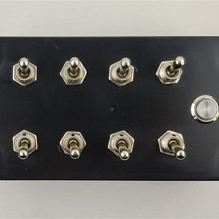 真人密室逃脱道具 机关 钮子盒机关 拨动盒子 成品