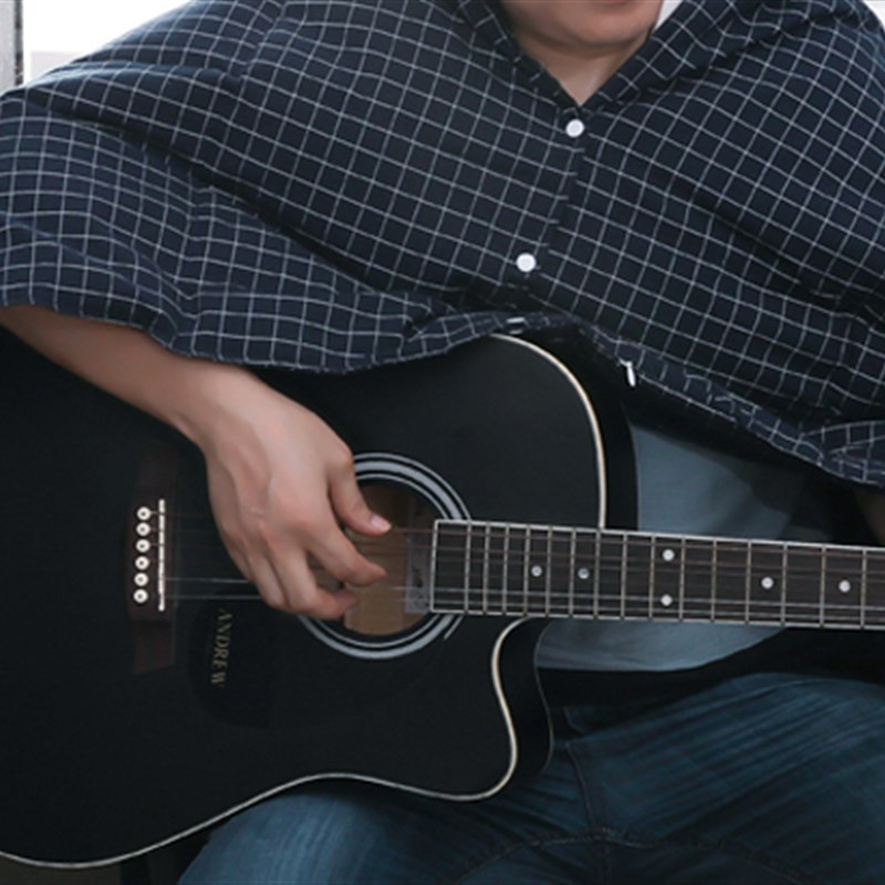 纯棉汽车羽绒抱枕被子两用车载披肩车内折叠车上午睡小被子二合一