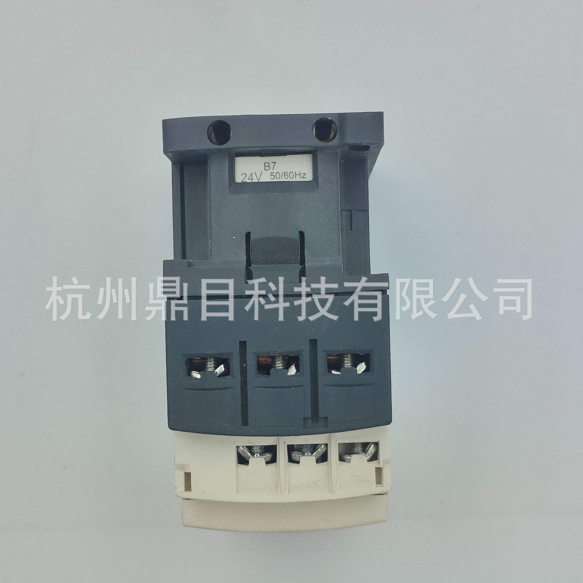 Schneide交流接触器LC1D09B7 电动机控制 含螺丝端子