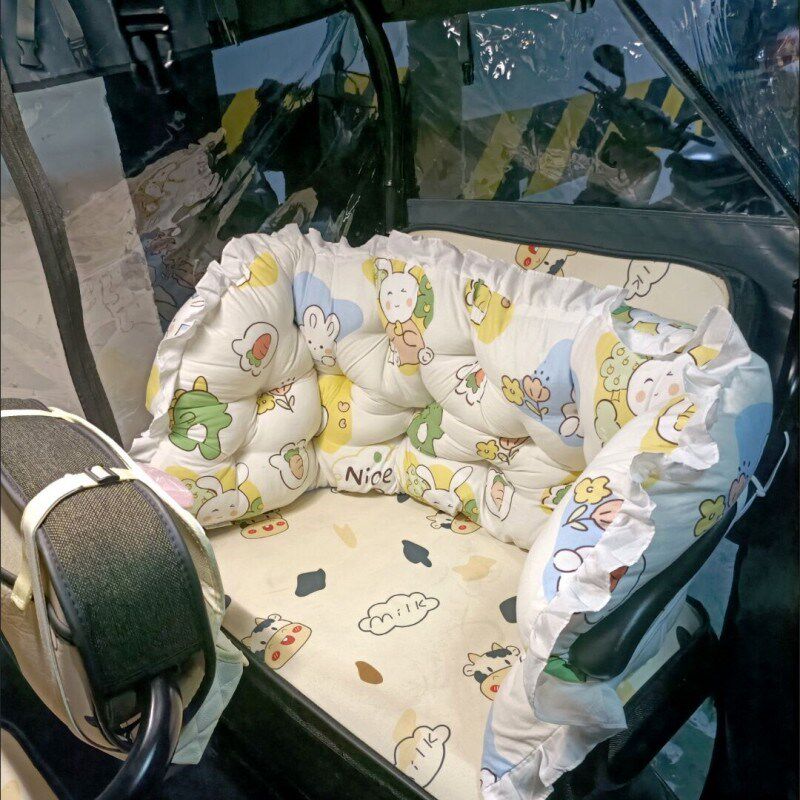 奶油风电动三轮车四轮车老头乐后座椅靠背垫O防漏防掉落防风保暖