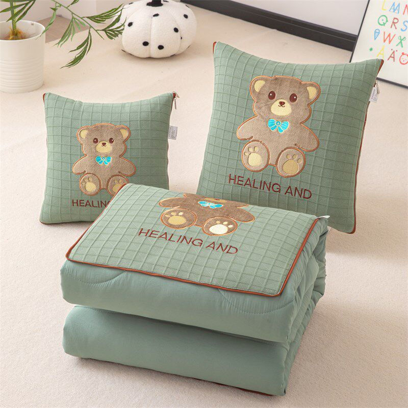 抱枕被子两用四季l车载多功能汽车可爱折叠靠枕午休二合一夏凉被