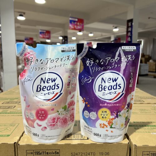 日本花王洗衣液玫瑰铃兰香氛持久天然无荧光剂柔顺二合一替换560g